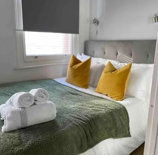 Beautiful And Spacious Flat