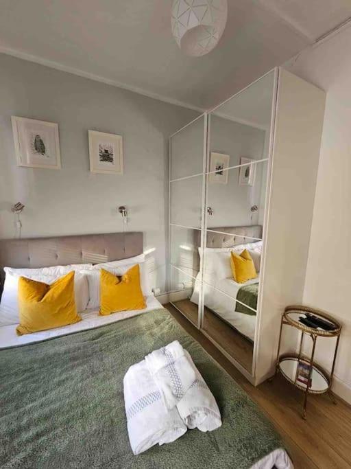 Beautiful And Spacious Flat Апартаменты