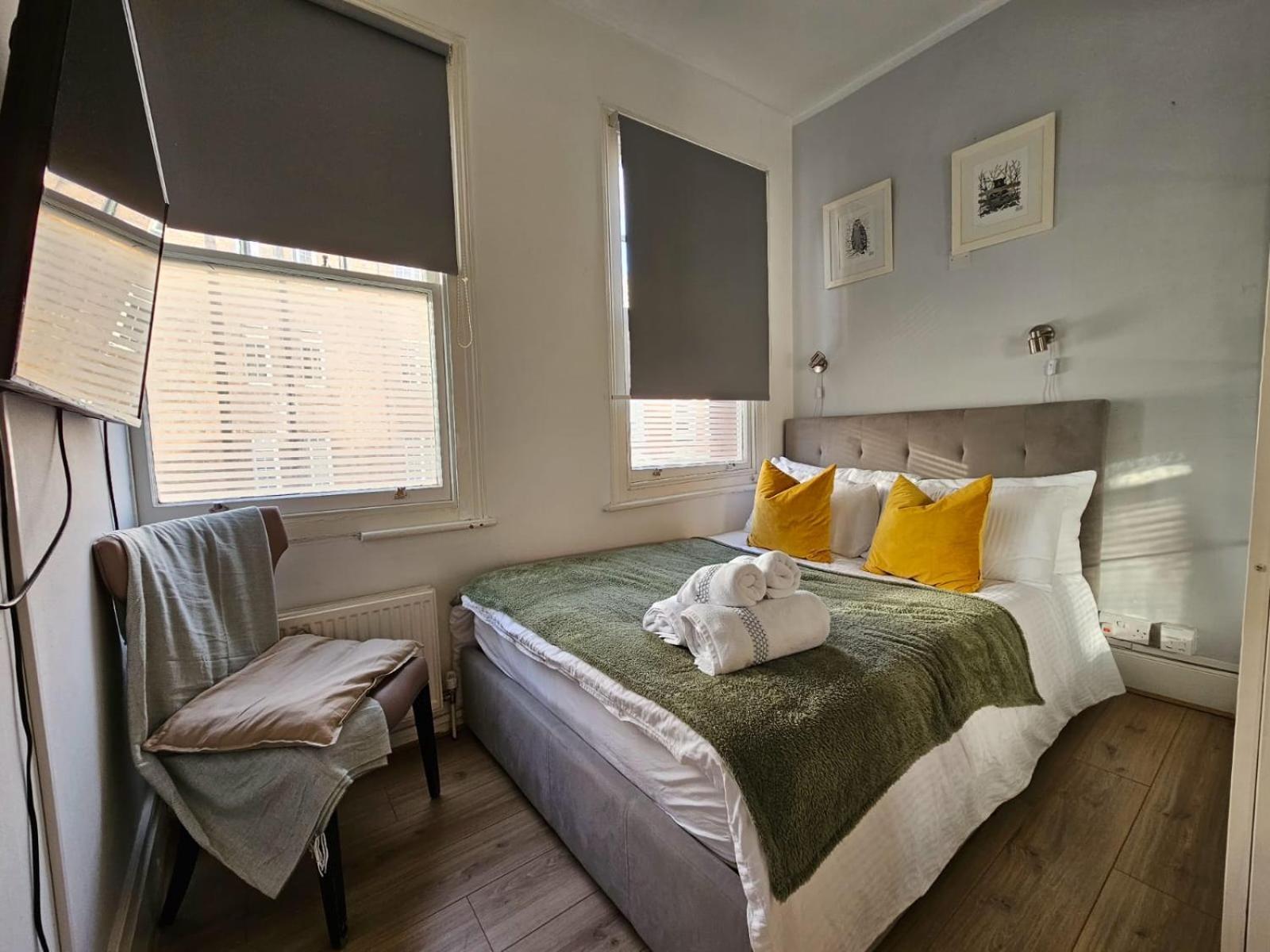 Апартаменты Beautiful And Spacious Flat Лондон