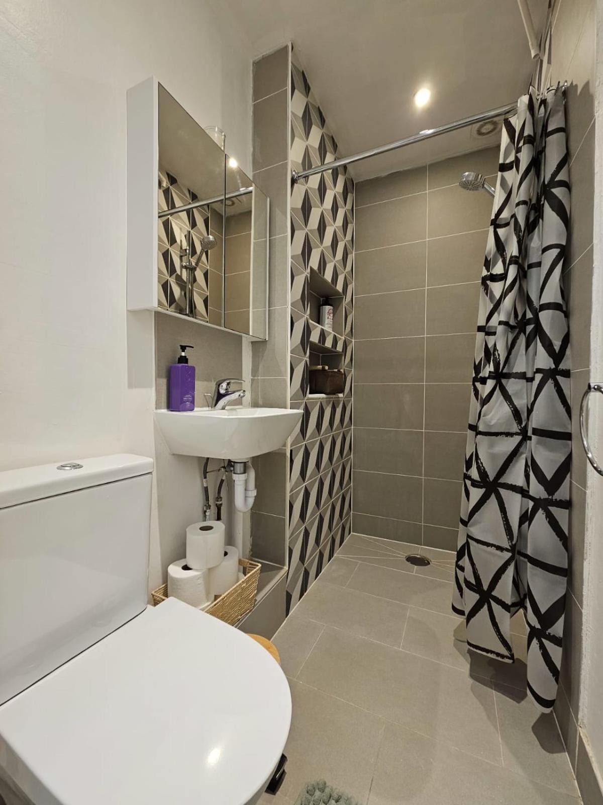 Beautiful And Spacious Flat Апартаменты *